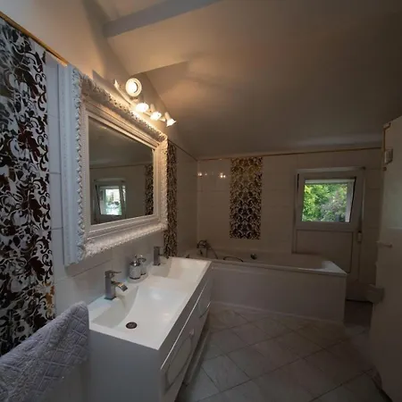 Maison Confortable Et Calme Vakantiehuis Lens